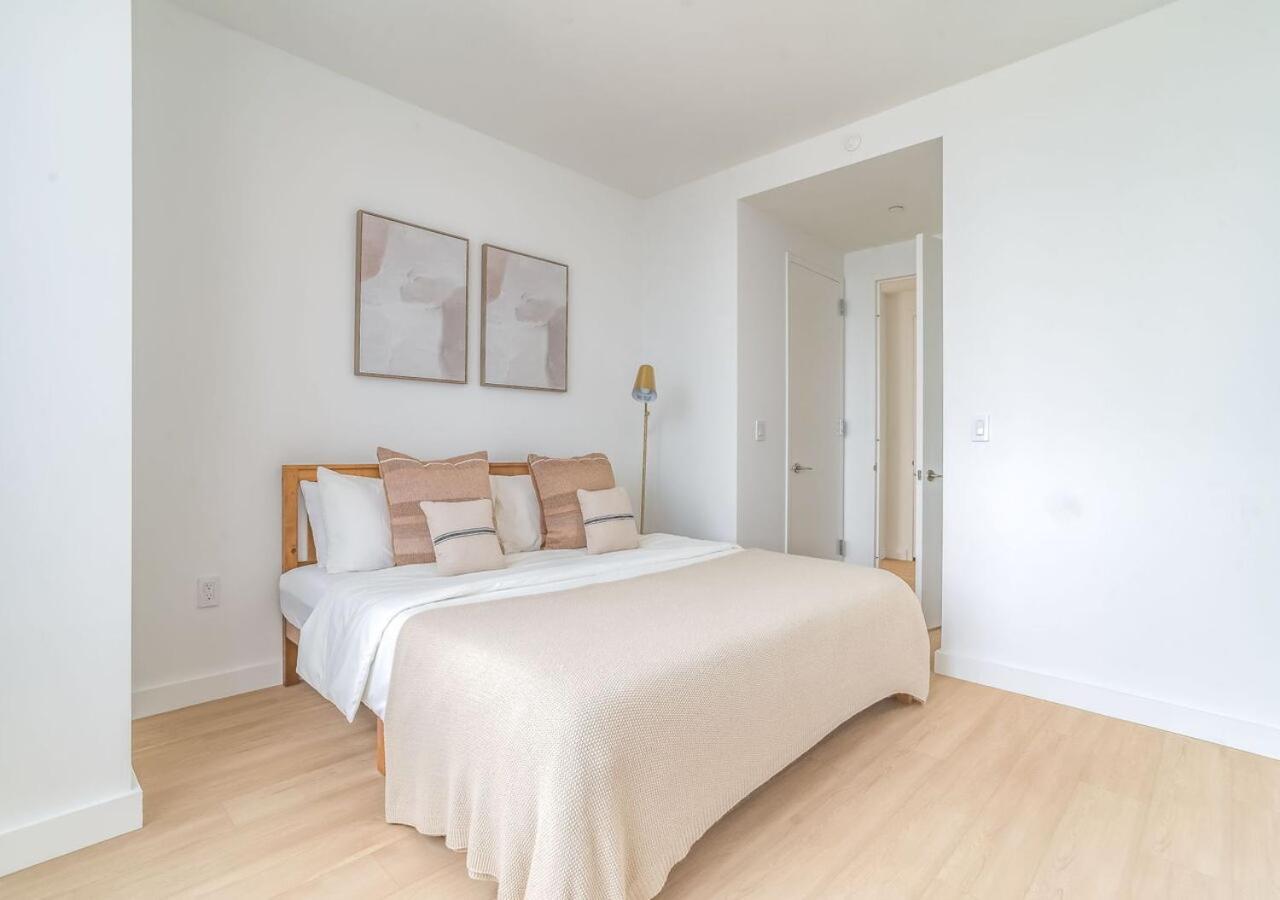 Unique 2 Bedroom At Mid West New York
