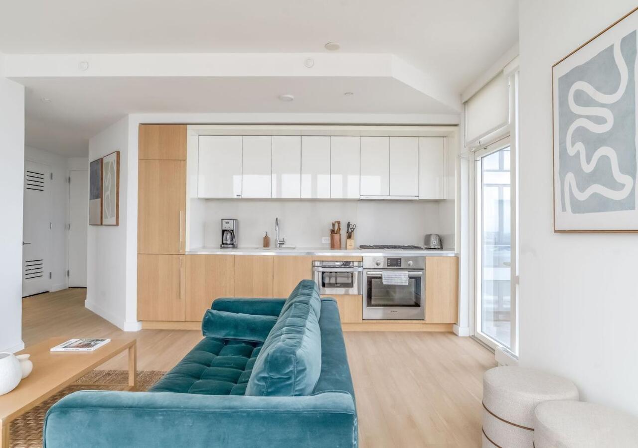 Unique 2 Bedroom At Mid West Apartment