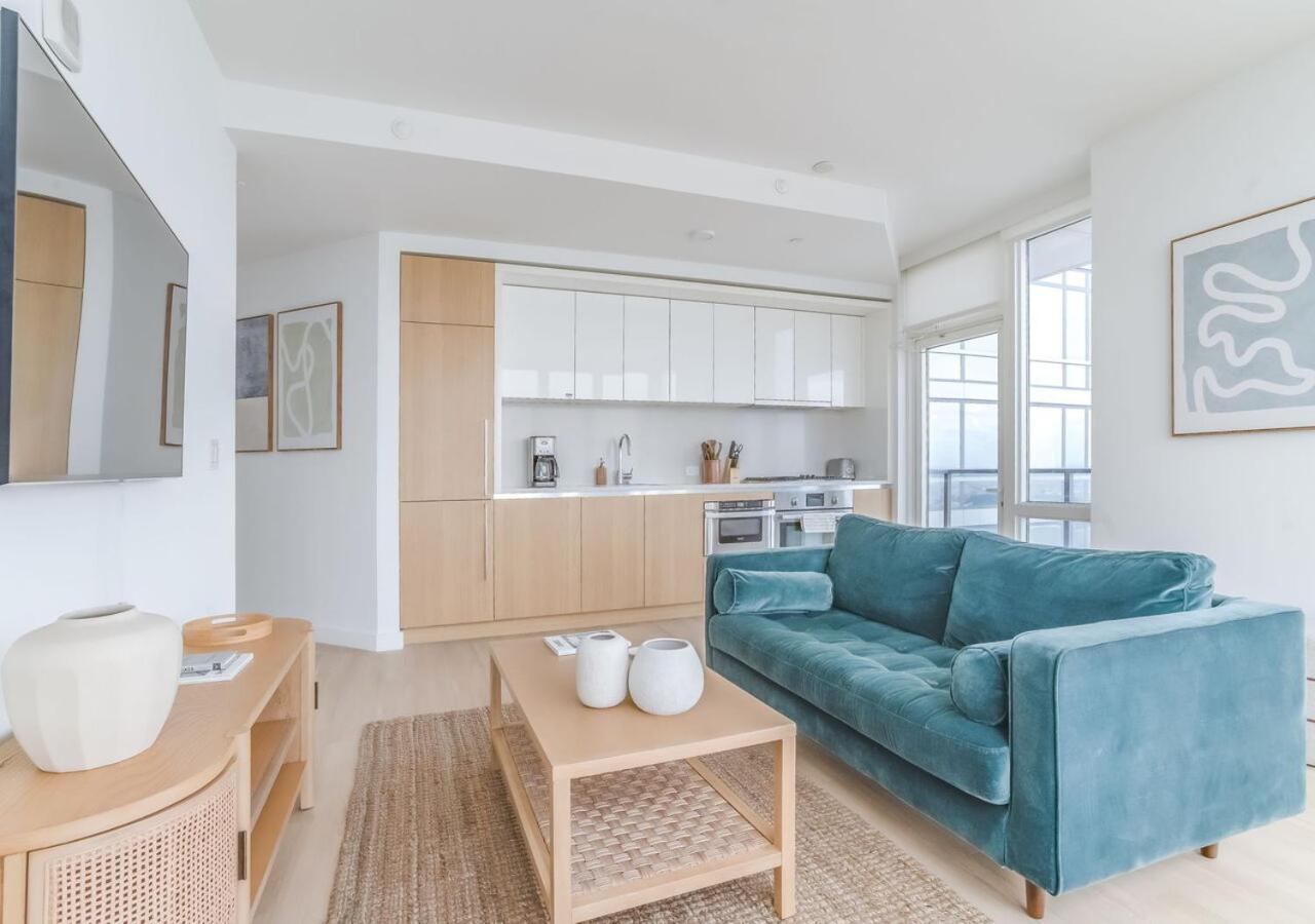Unique 2 Bedroom At Mid West Apartment *